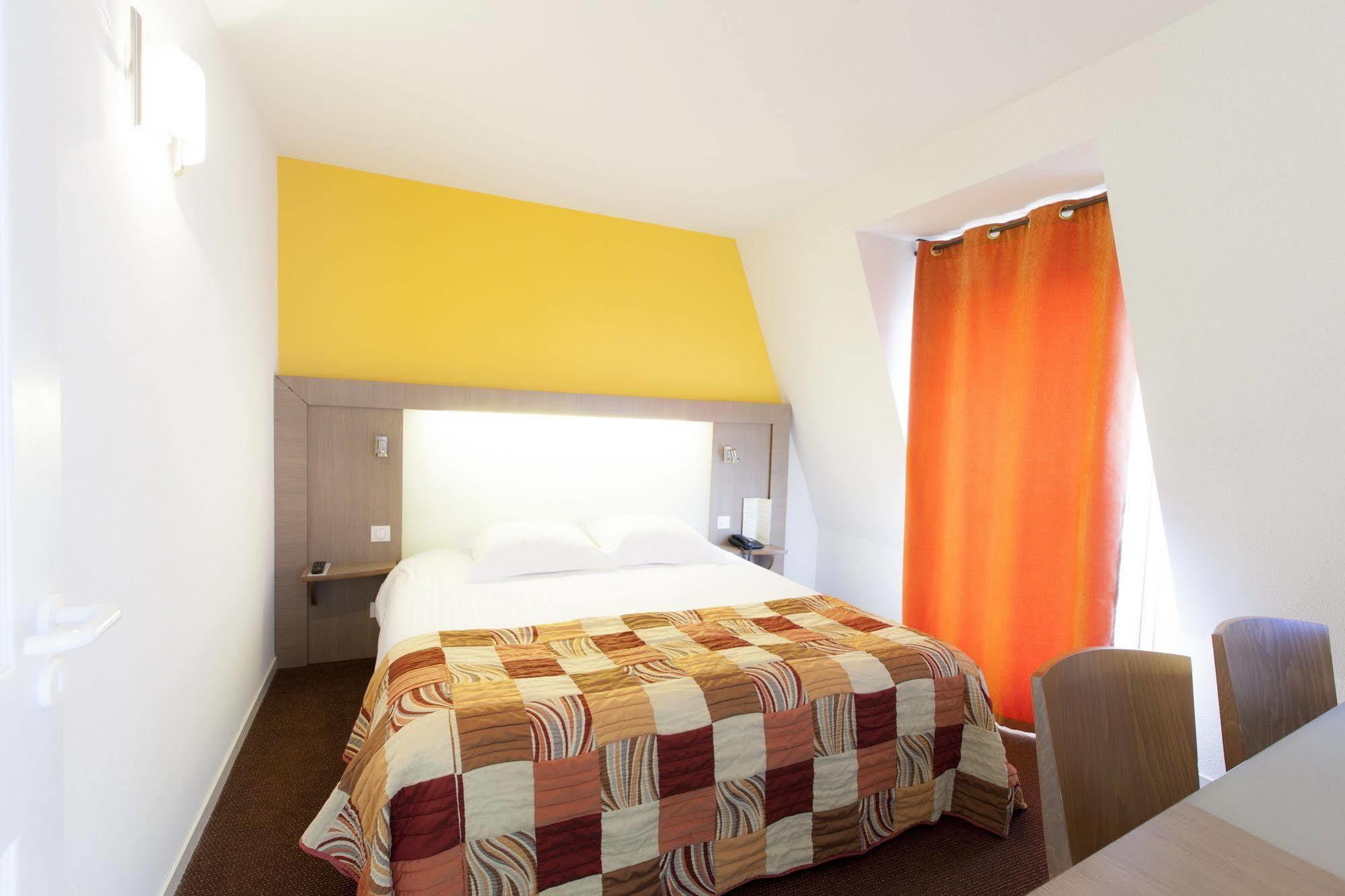 Alysson Hotel Oloron-Sainte-Marie Exterior foto