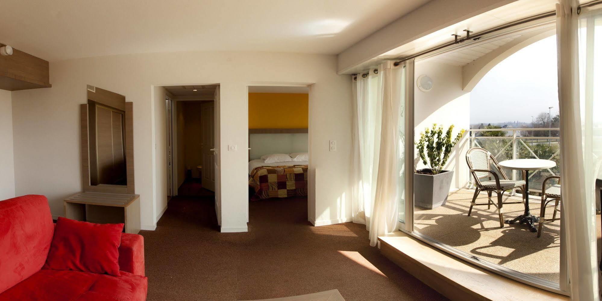 Alysson Hotel Oloron-Sainte-Marie Exterior foto